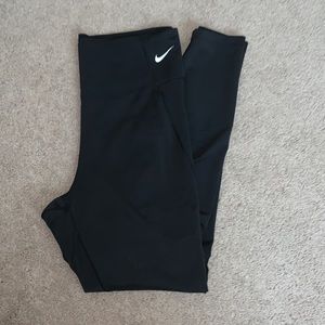 Nike size M Dri-Fit leggings